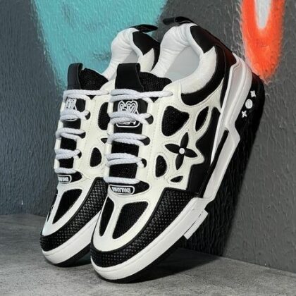 LV Skate sneaker B&W