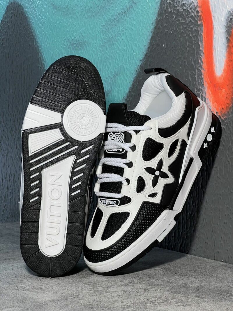 LV Skate sneaker B&W - Image 3