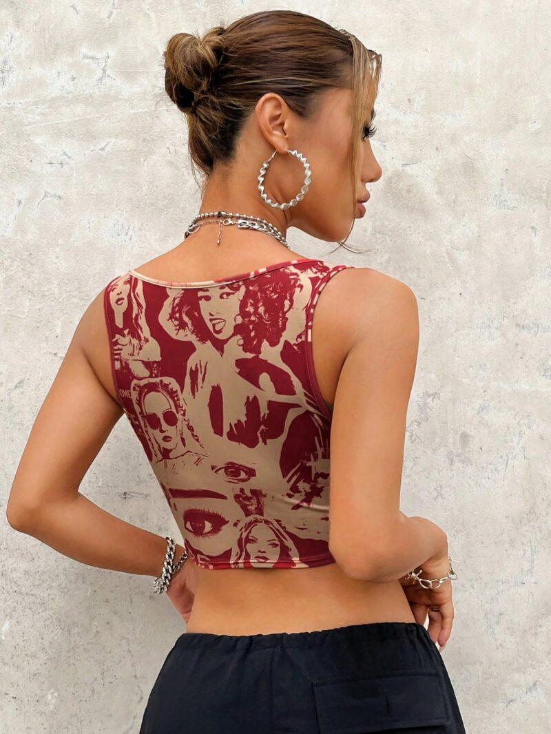 Figure & Slogan Graphic Bandana Hem Crop Tank Top - Image 4