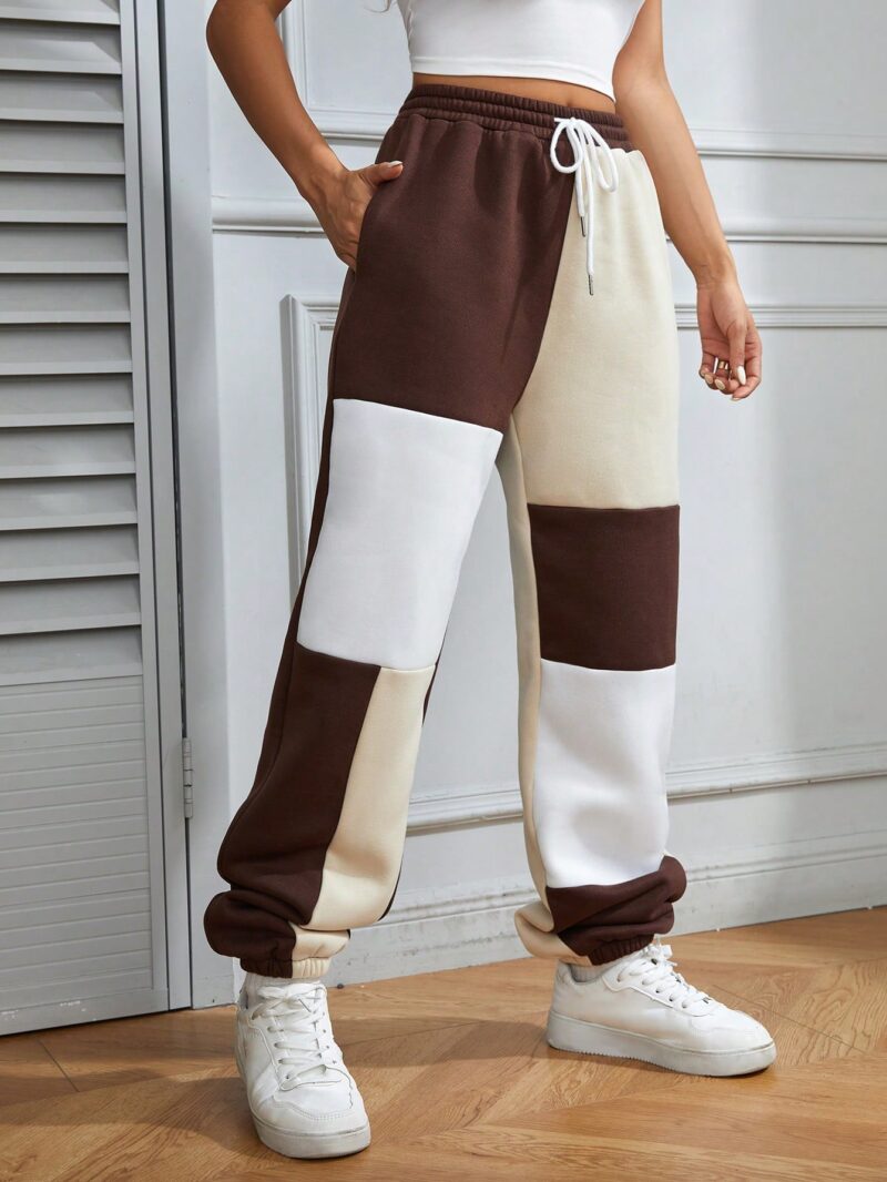 EZwear Colorblock Drawstring Waist Slant Pocket Sweatpants - Image 3