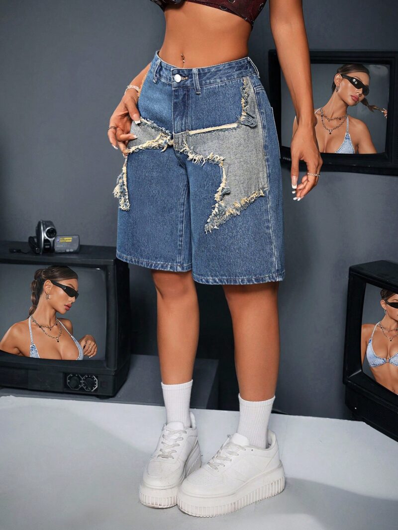 Contrast Color Star Patchwork Frayed Hem Denim Shorts - Image 5