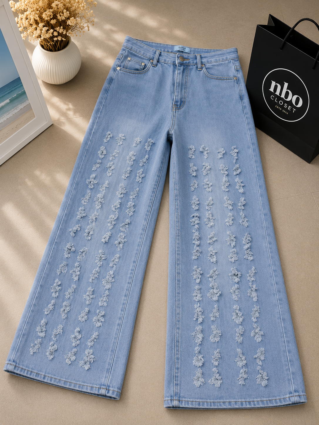 Shredded Wide Leg Jeans